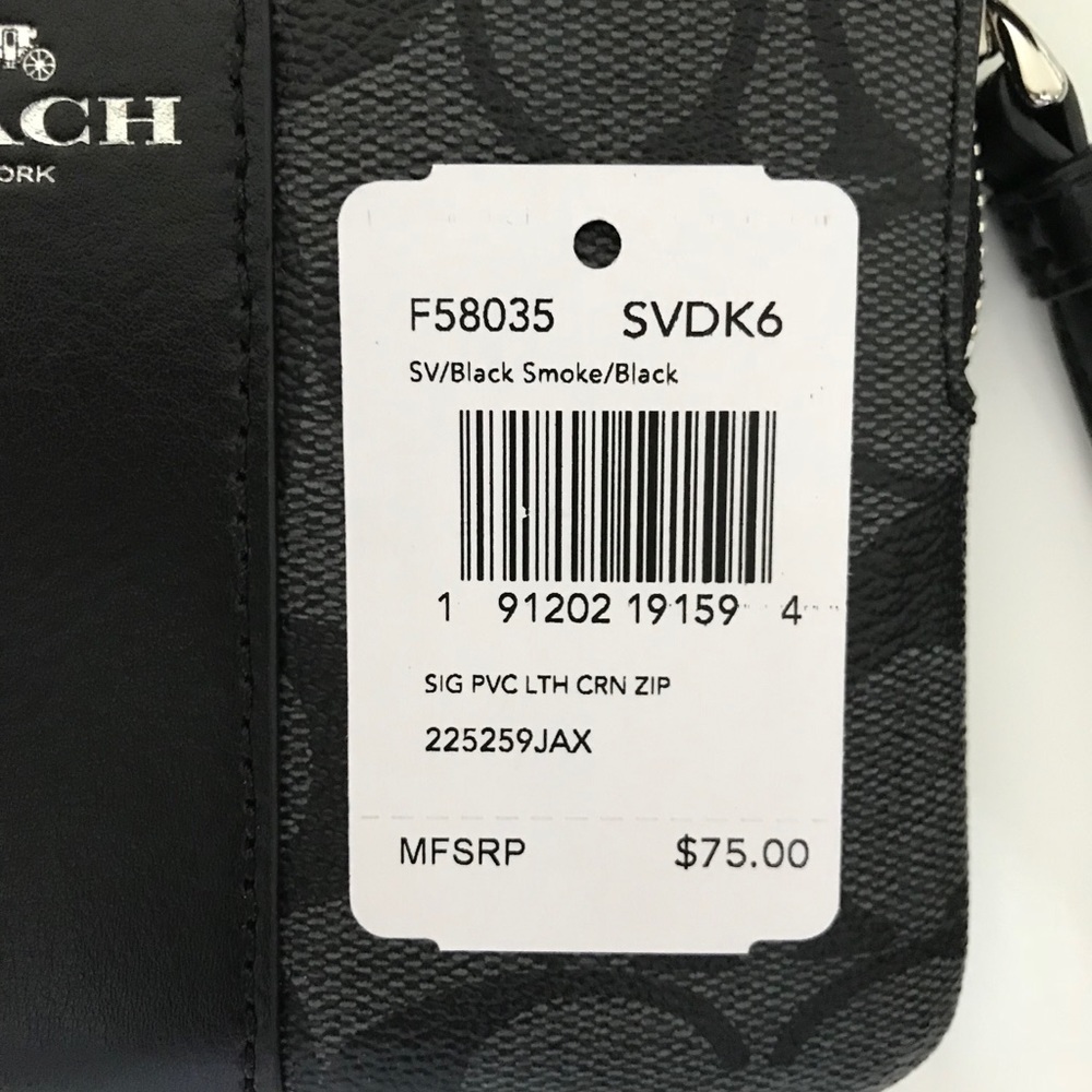 FINAL PRICE: NWT Coach wristlet - Picture 3 of 7
